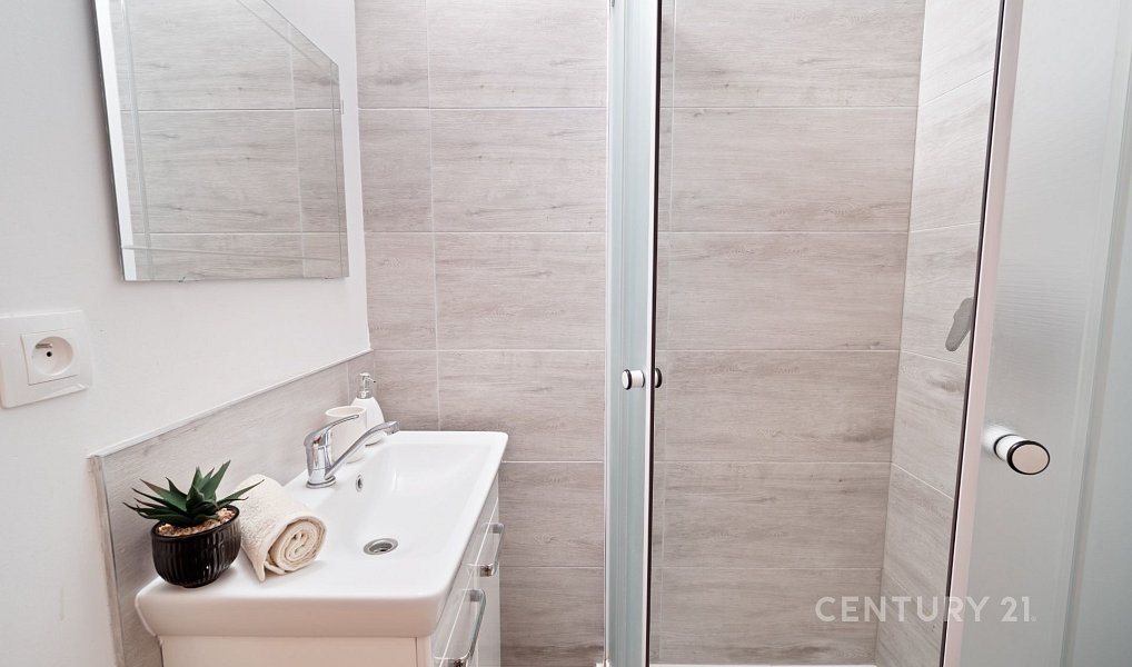 Prodej ubytovacího objektu 350 m², Bítov – náhled fotky 7