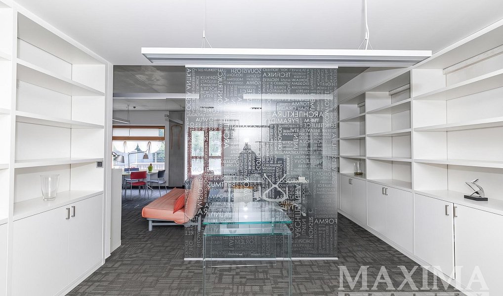 Prodej kanceláře 113 m², Praha – náhled fotky 2