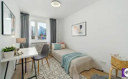 Prodej bytu 4+kk 78 m², Krosenská, Praha 8 - Troja
