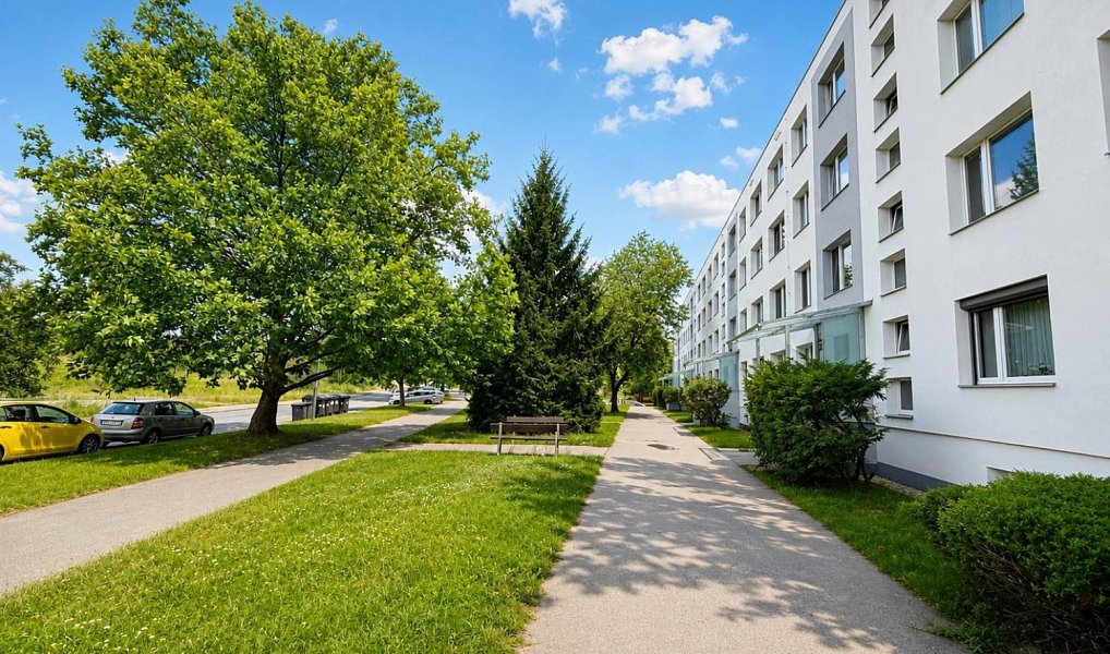 Prodej bytu 4+1 82 m², Praha – náhled fotky 2