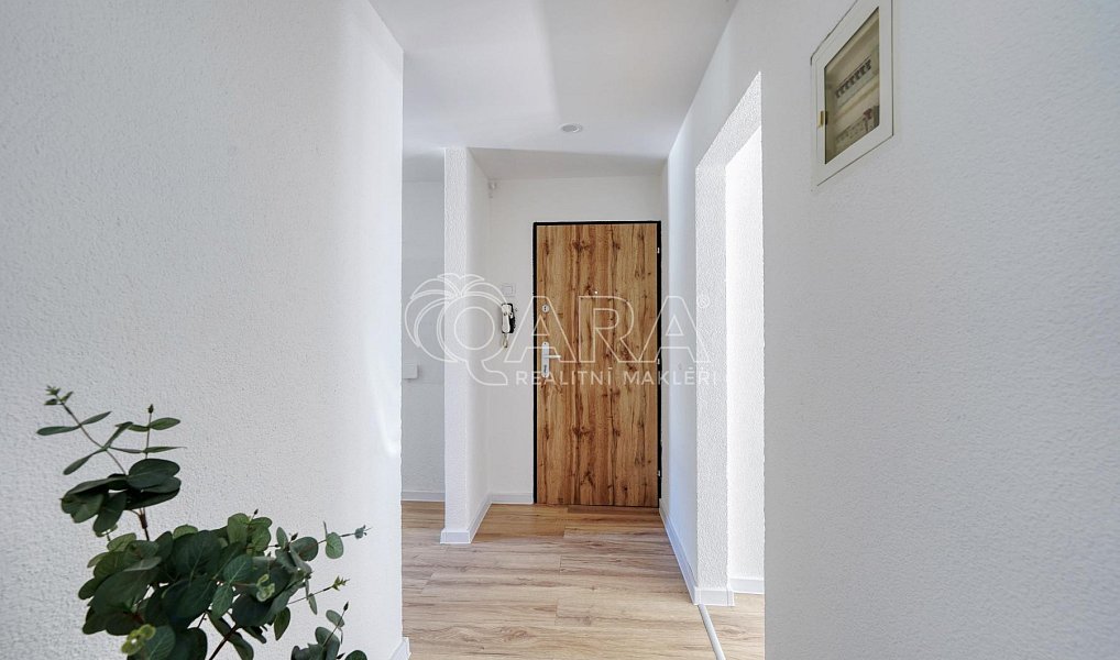 Prodej bytu 3+1 90 m², Vimperk – náhled fotky 9