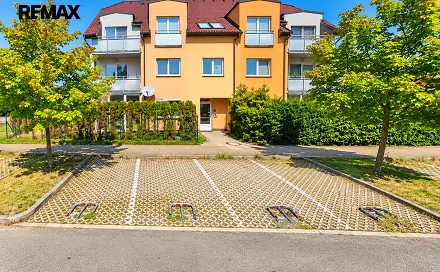 Pronájem parkovacího stání, Praha 4