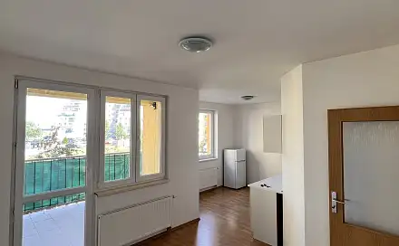 Pronájem bytu 1+1 32 m²