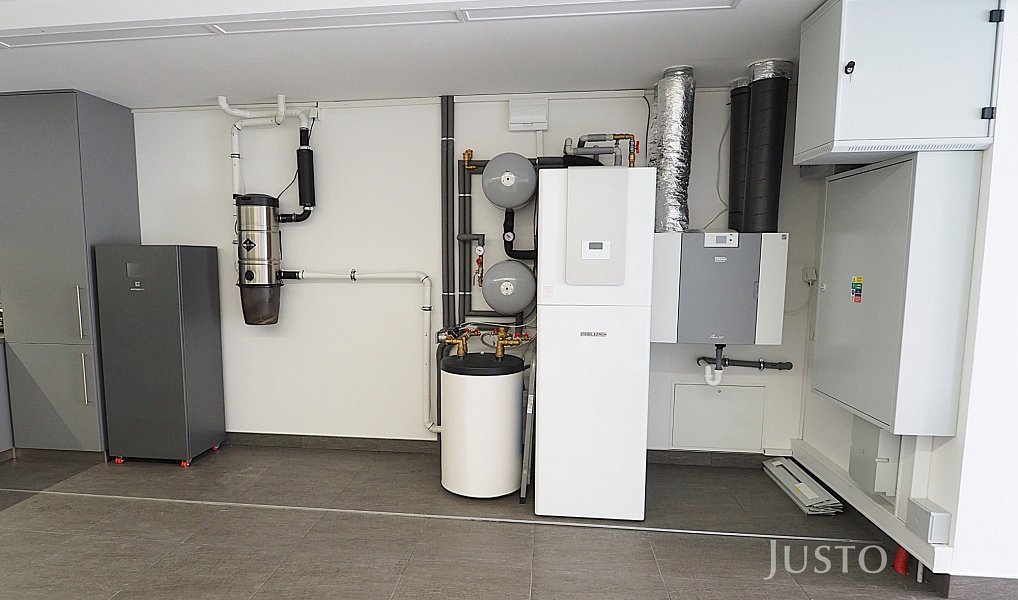 Prodej domu 173 m² s pozemkem 465 m², Písek – náhled fotky 33