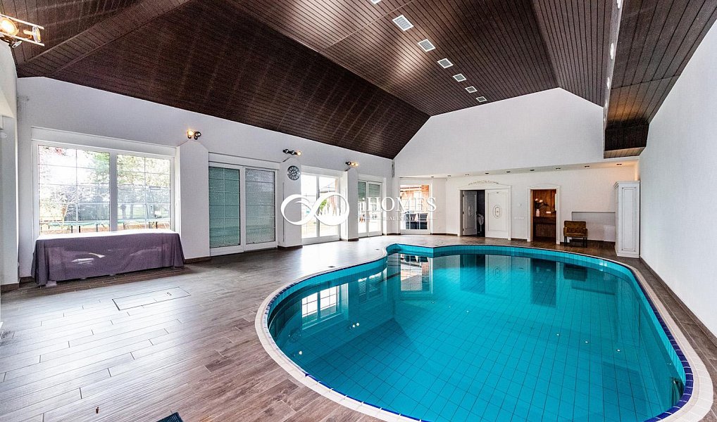 Prodej domu 484 m² s pozemkem 5 684 m², Praha – náhled fotky 33