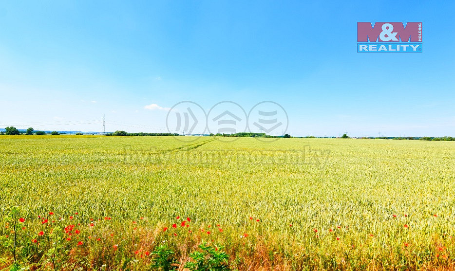 Prodej pole 73 368 m²