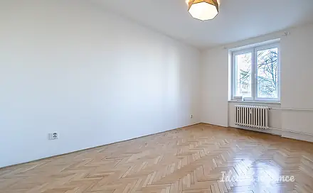 Pronájem bytu 2+1 53 m², Hartigova, Praha 3 - Žižkov