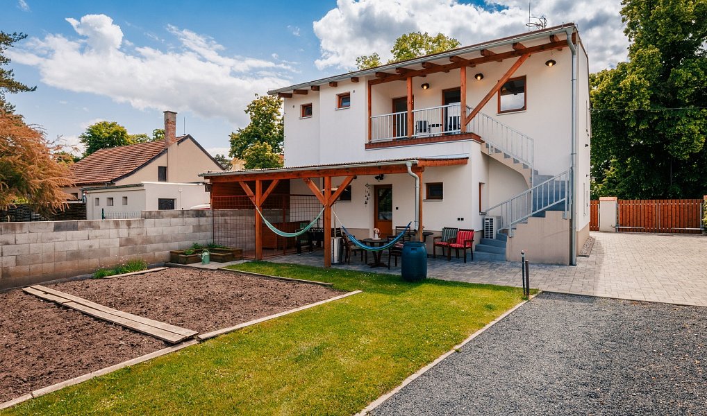Prodej stavebního pozemku 3 112 m², Neratovice – náhled fotky 3