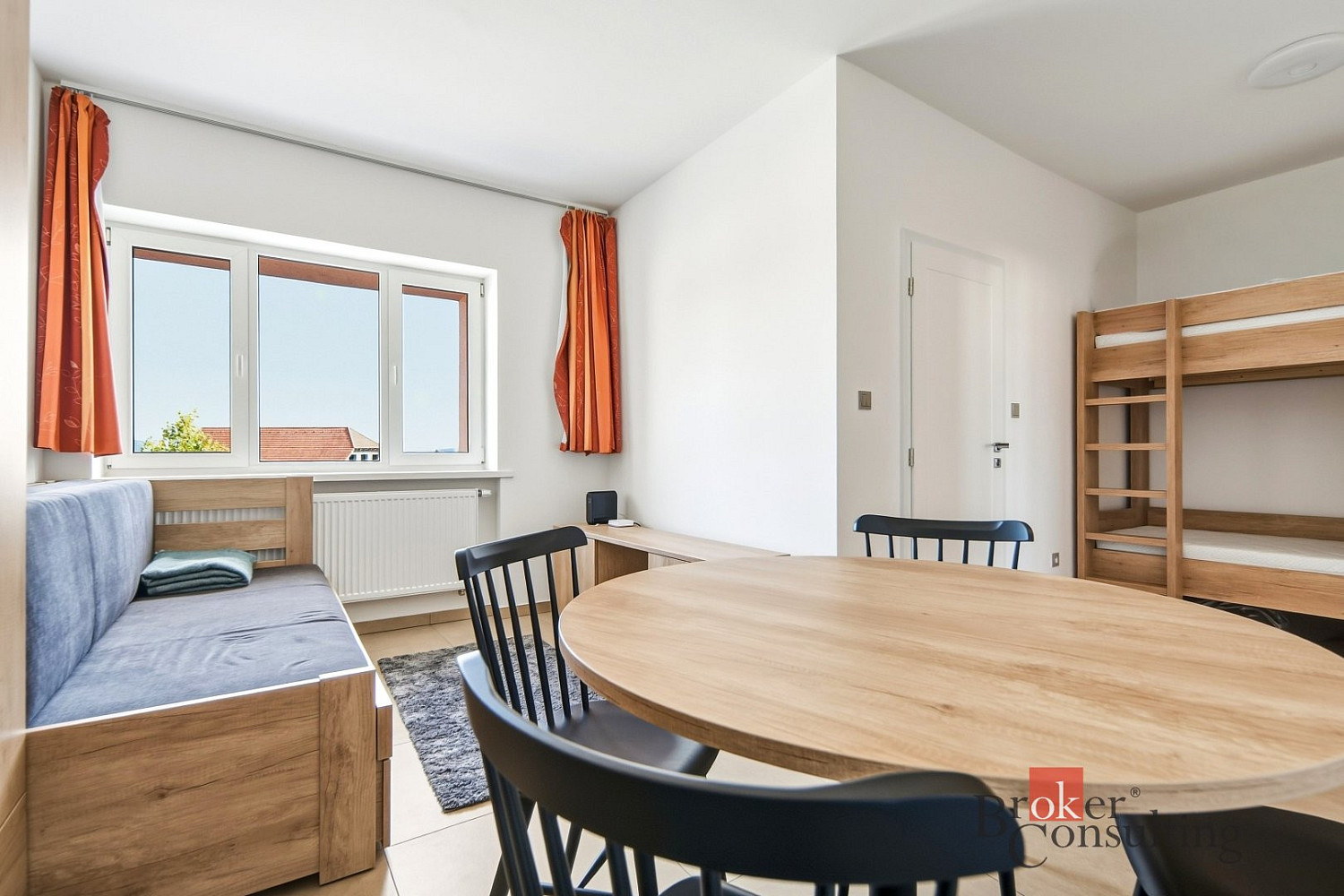 Pronájem bytu 1+kk 37 m² – fotografie 4