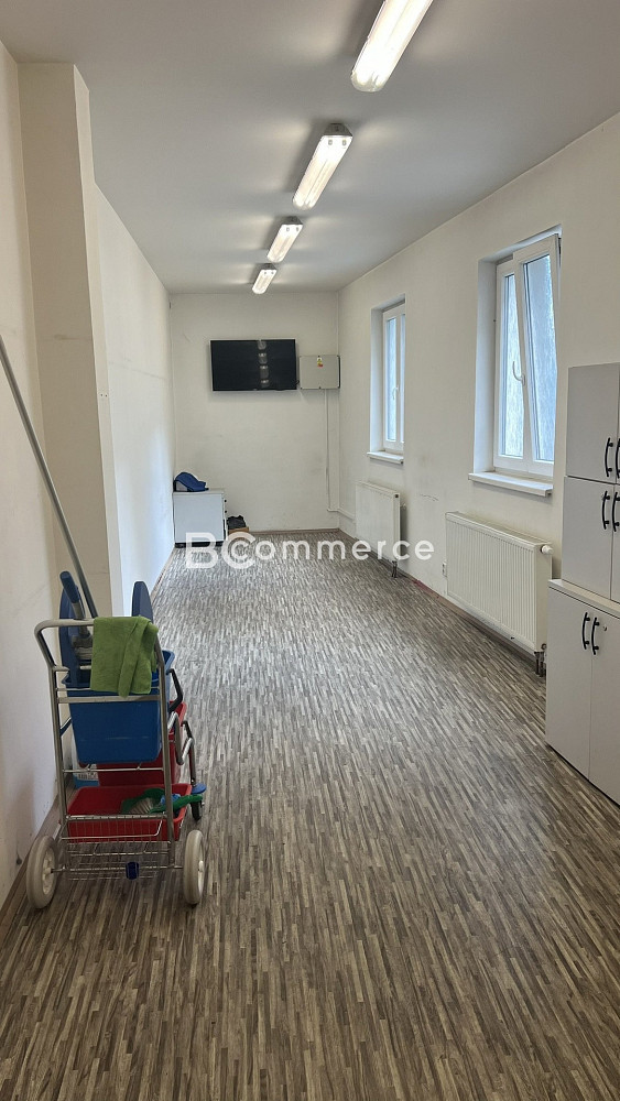 Pronájem výrobních prostor 670 m² – fotografie 5