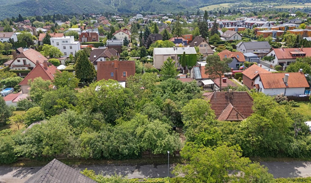 Prodej stavebního pozemku 1 303 m², Černošice – náhled fotky 8