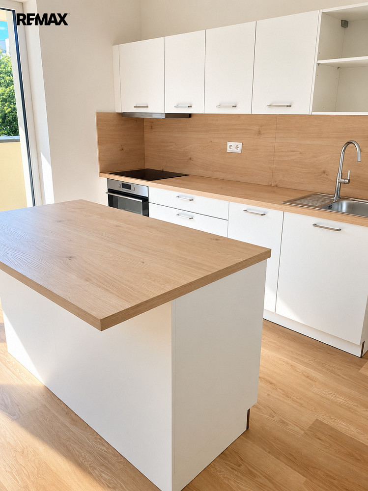 Pronájem bytu 2+kk 45 m² – fotografie 5