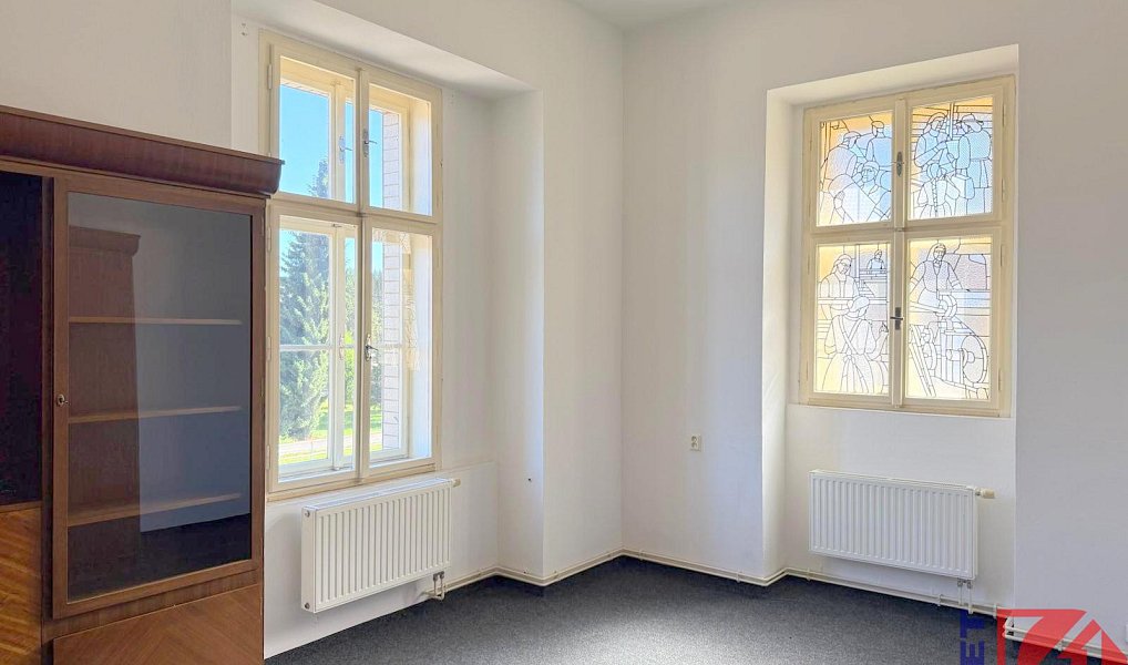 Pronájem kanceláře 19 m², Trutnov – náhled fotky 2