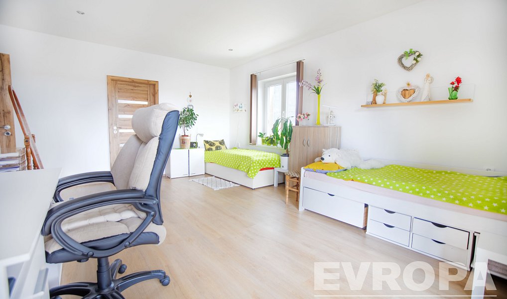 Prodej domu 123 m² s pozemkem 1 454 m², Kladruby nad Labem – náhled fotky 17