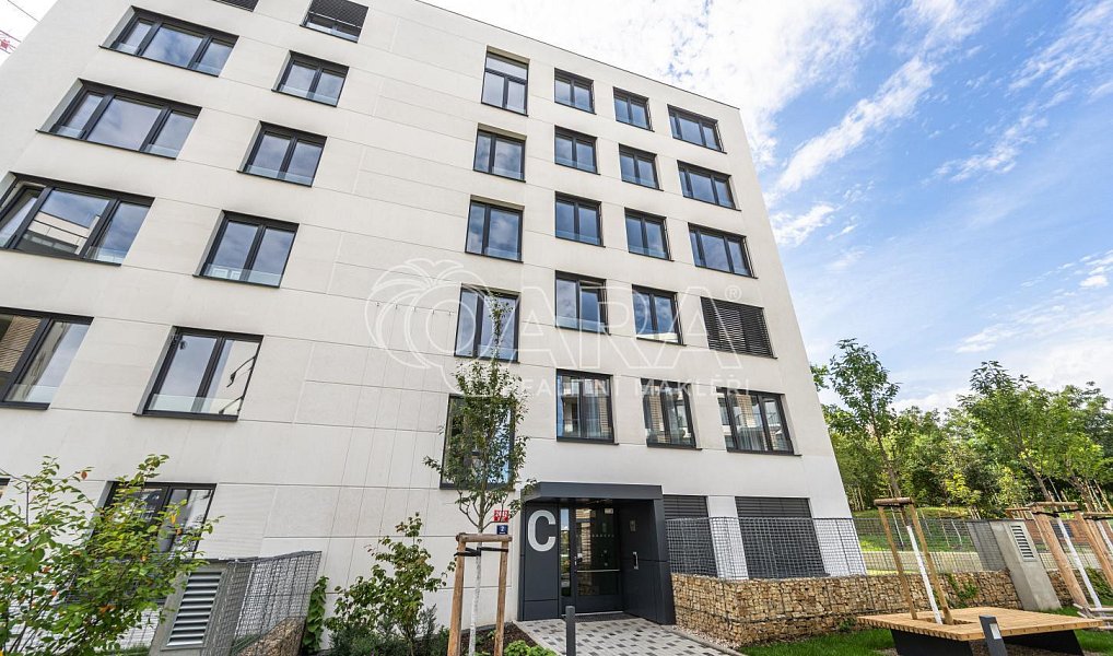 Pronájem bytu 2+kk 50 m², Praha – náhled fotky 20