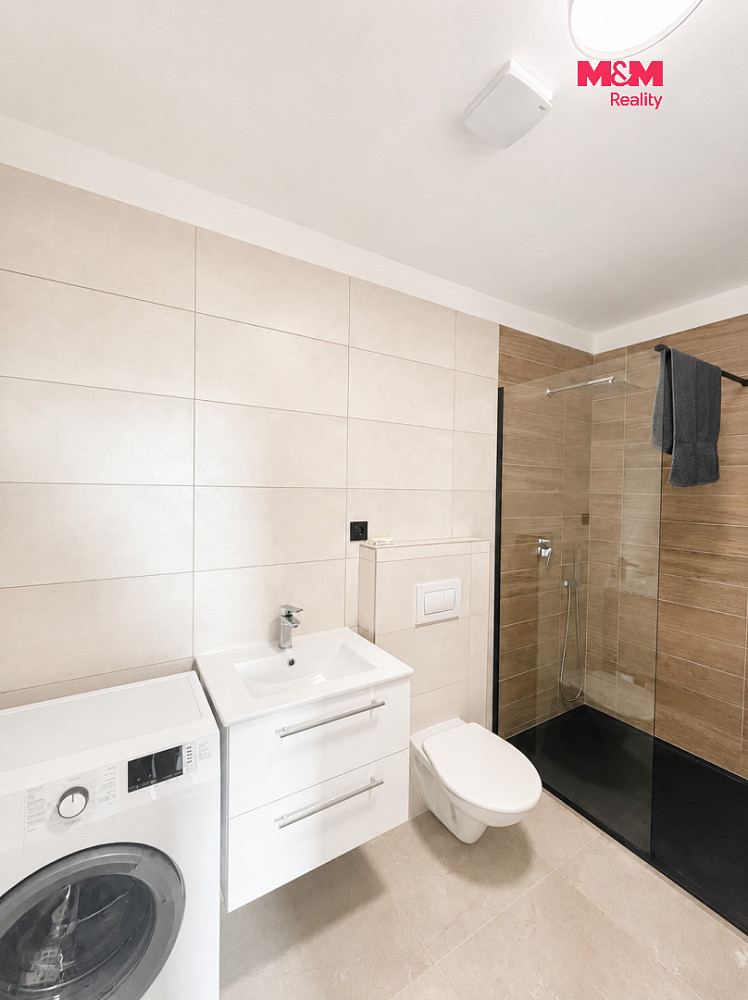 Pronájem bytu 2+kk 37 m² — photo 4