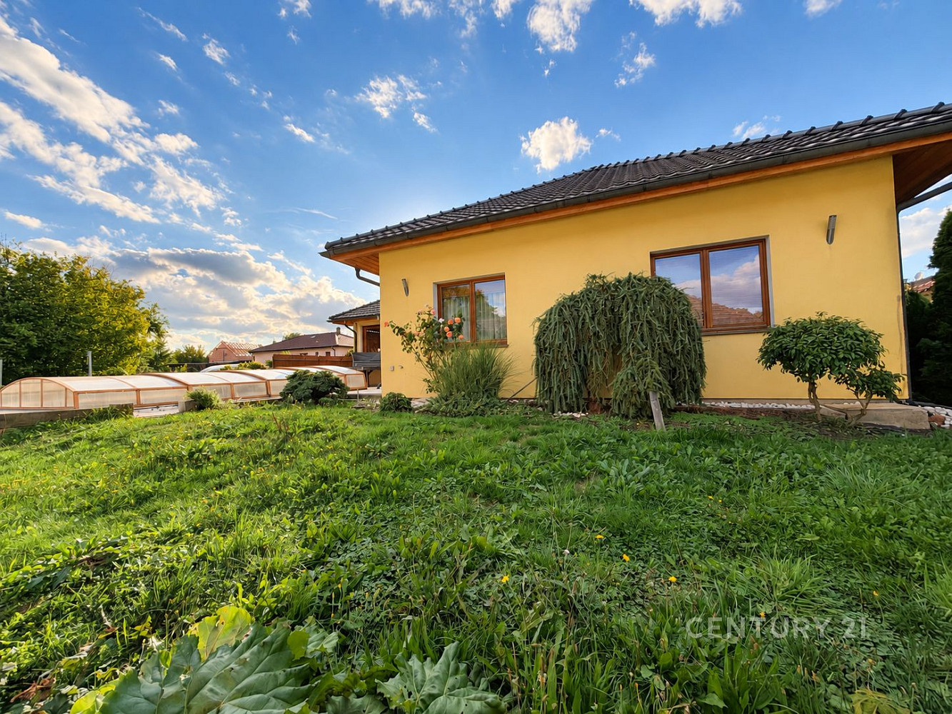 Prodej domu 258 m² s pozemkem 1 073 m²