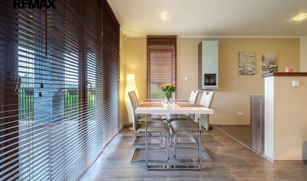 Prodej domu 205 m² s pozemkem 634 m², Smolnice – náhled fotky 8