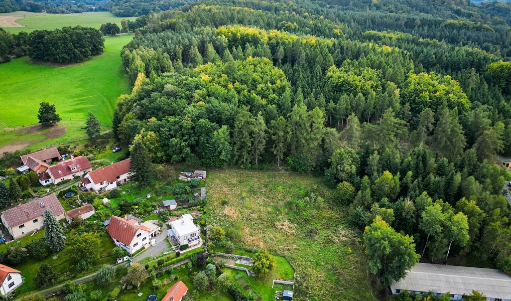 Prodej stavebního pozemku 1 119 m², Velké Popovice – náhled fotky 8