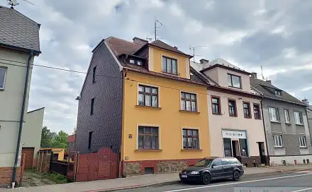 Prodej domu 300 m² s pozemkem 646 m², Albrechtická, Krnov - Pod Bezručovým vrchem, okres Bruntál