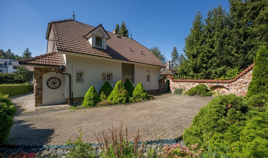 Prodej domu 289 m² s pozemkem 3 375 m², Družec – náhled fotky 57