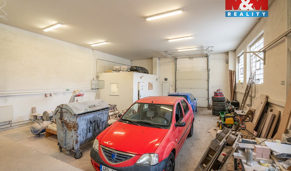 Prodej výrobních prostor 1 904 m², Vimperk – náhled fotky 4