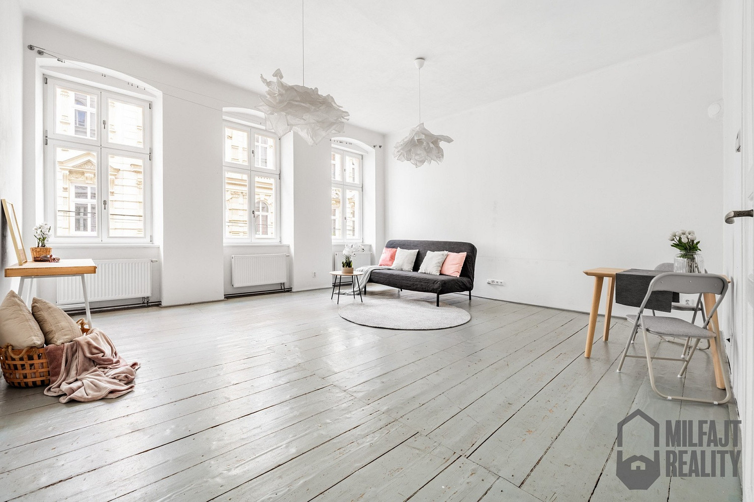 Prodej bytu 3+kk 84 m² – pohled 2