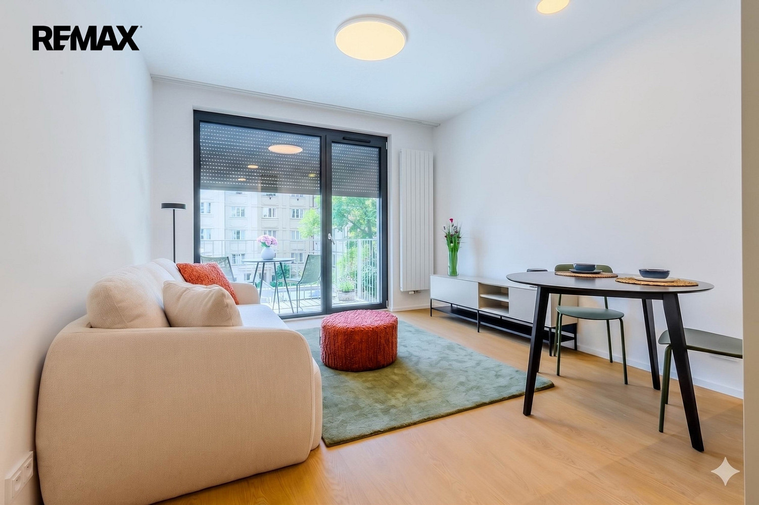 Pronájem bytu 1+kk 48 m²