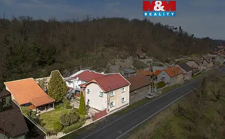 Prodej domu 245 m² s pozemkem 643 m², Zvoleněves, okres Kladno