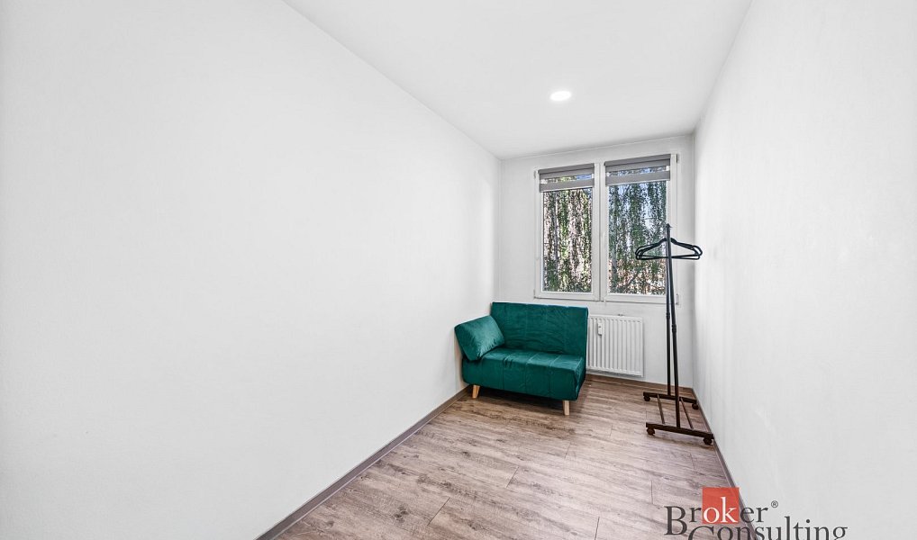 Prodej bytu 3+1 70 m², Dobřany – náhled fotky 9