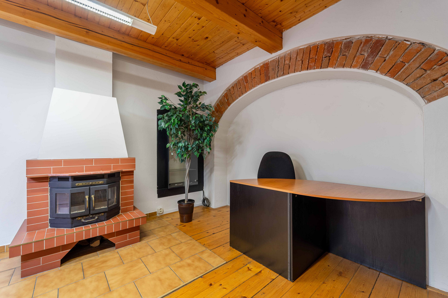 Prodej obchodních prostor 280 m² – fotografie 3