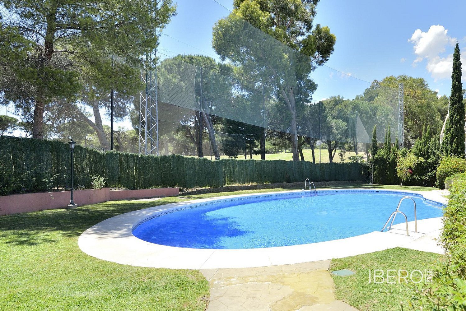 Prodej domu 204 m² s pozemkem 333 m²