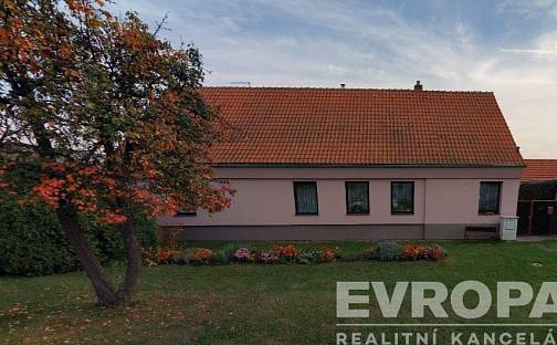 Prodej domu 320 m² s pozemkem 1 852 m², Pňov-Předhradí - Klipec, okres Kolín