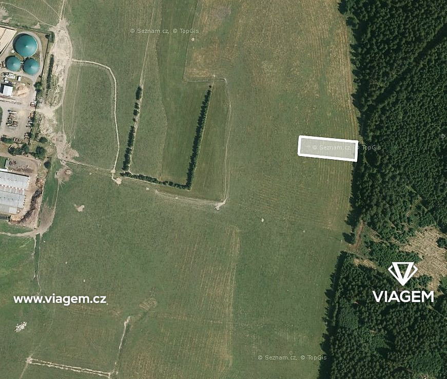 Prodej pole 1 336 m²