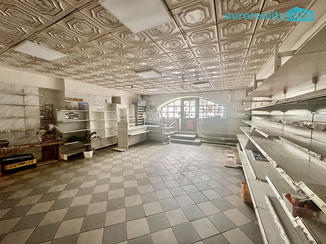 Pronájem obchodních prostor 85 m² – fotografie 4