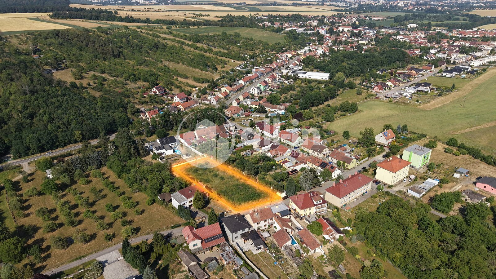 Prodej stavebního pozemku 2 413 m² – fotografie 4