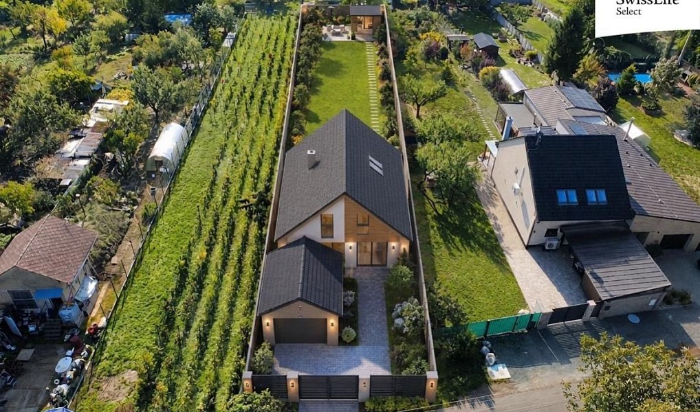 Prodej stavebního pozemku 1 034 m², Hodonín – náhled fotky 2