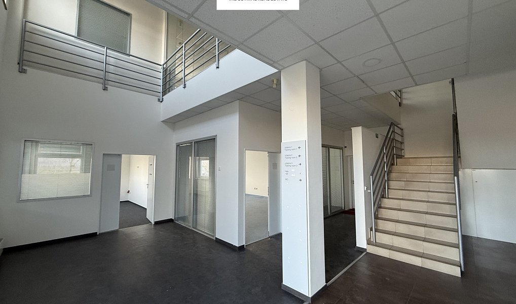 Pronájem skladovacích prostor 1 363 m², Vestec – náhled fotky 14