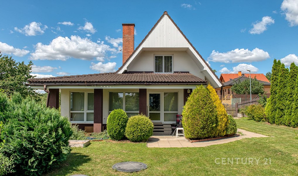 Prodej domu 139 m² s pozemkem 822 m², Dobrovice – náhled fotky 9