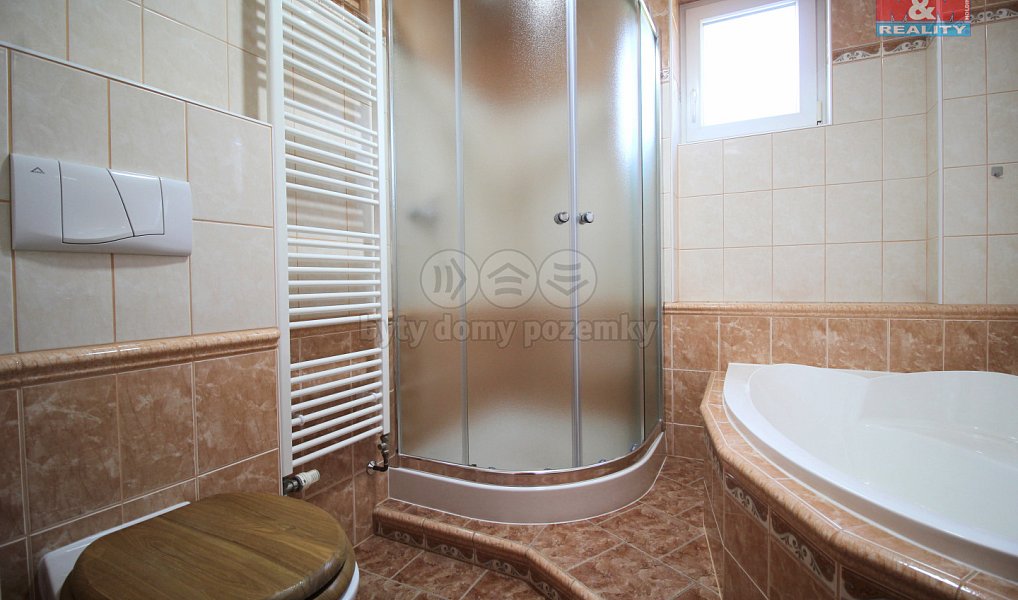 Pronájem bytu 2+1 60 m², Kraslice – náhled fotky 4