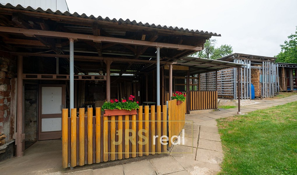 Prodej domu 226 m² s pozemkem 1 446 m², Moravany – náhled fotky 18