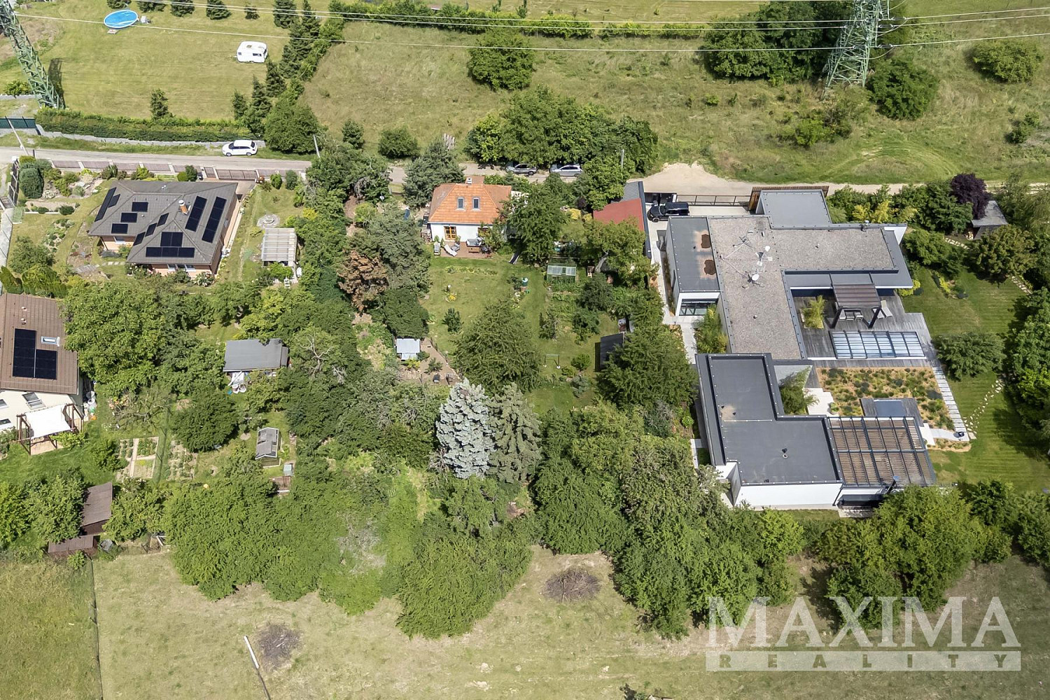 Prodej stavebního pozemku 890 m² — photo 3