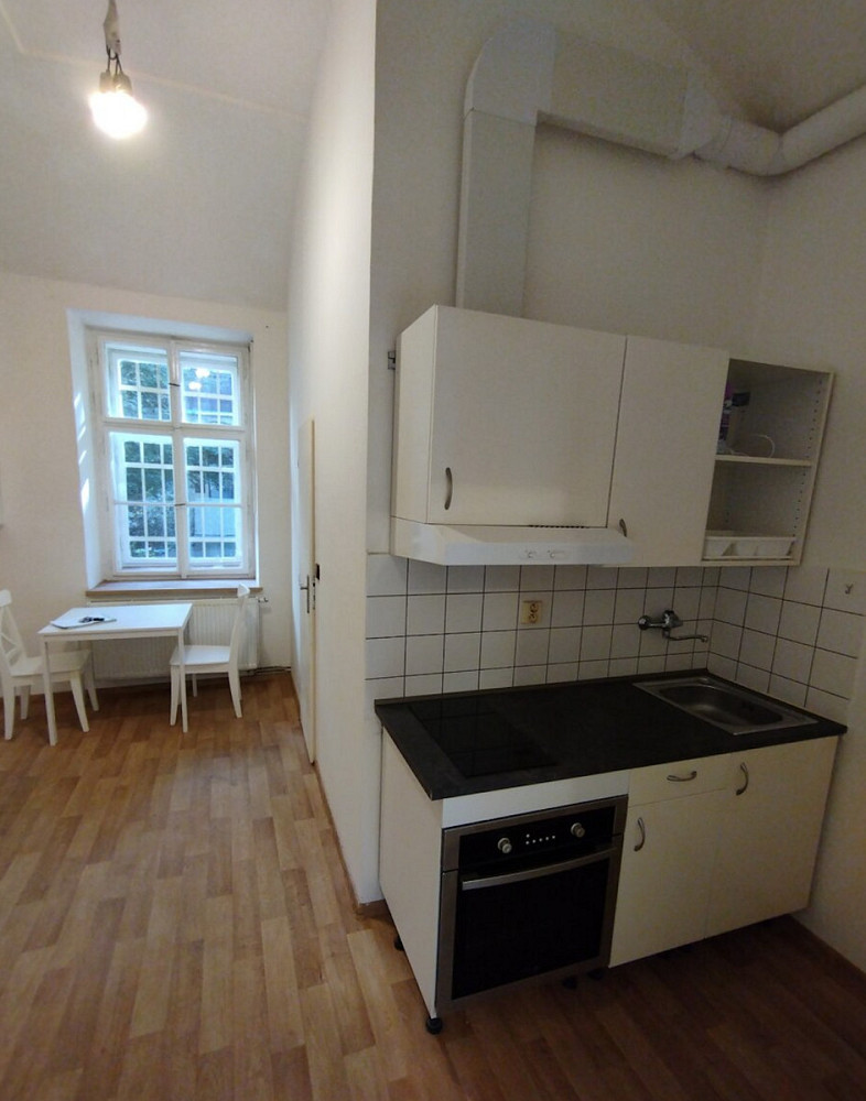 Pronájem bytu 2+kk 45 m² – fotografie 2
