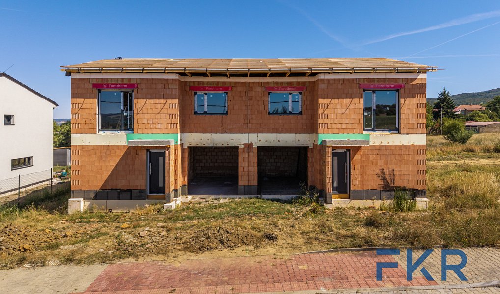 Prodej domu 154 m² s pozemkem 480 m², Svinaře – náhled fotky 3