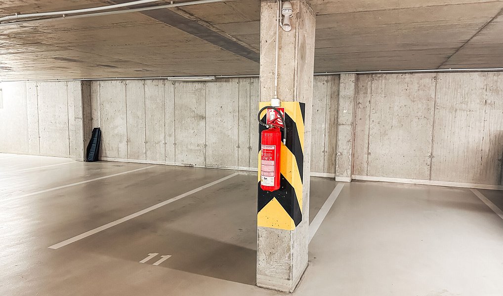 Prodej garážového stání, 14 m2, ul. V Dolině, Praha-Michle, Praha – náhled fotky 7