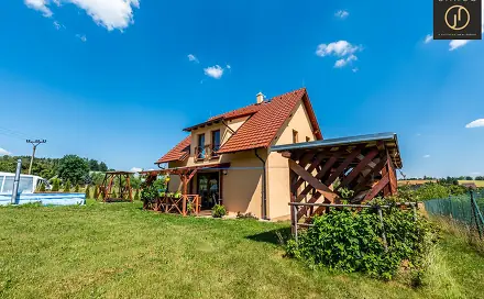 Prodej domu 130 m² s pozemkem 1 775 m², Heřmaničky, okres Benešov