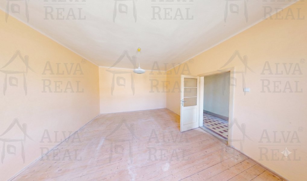 Prodej domu 370 m² s pozemkem 843 m², Stavěšice – náhled fotky 7