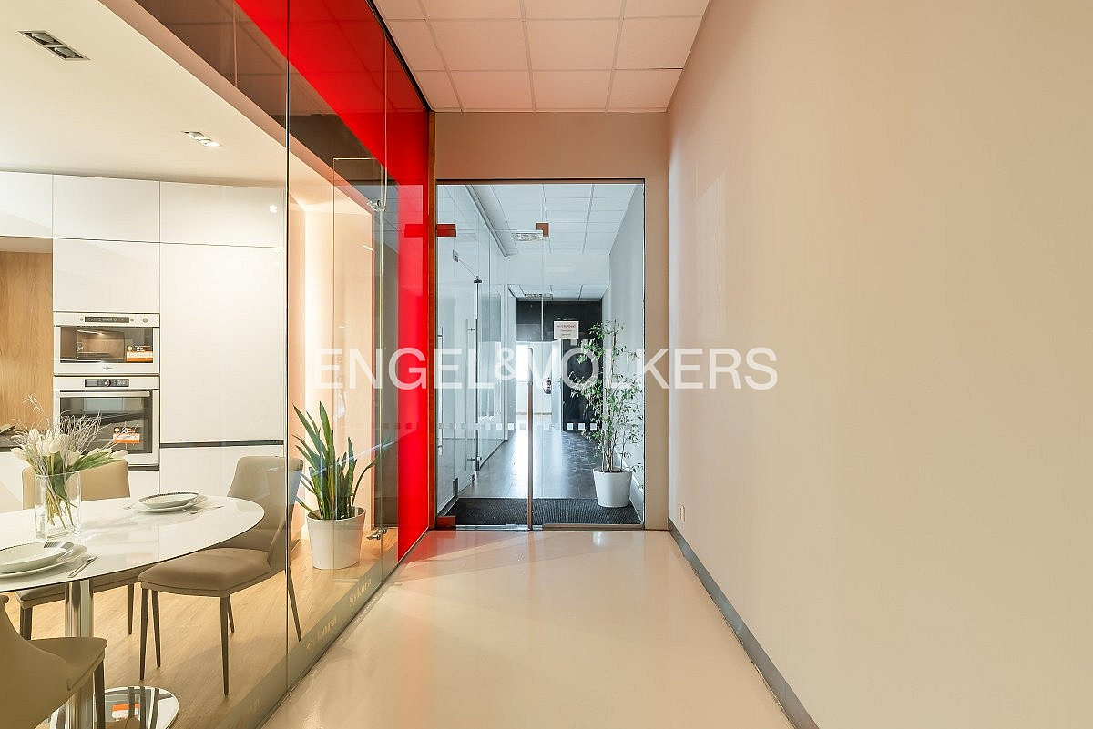 Pronájem obchodních prostor 268 m² – fotografie 4