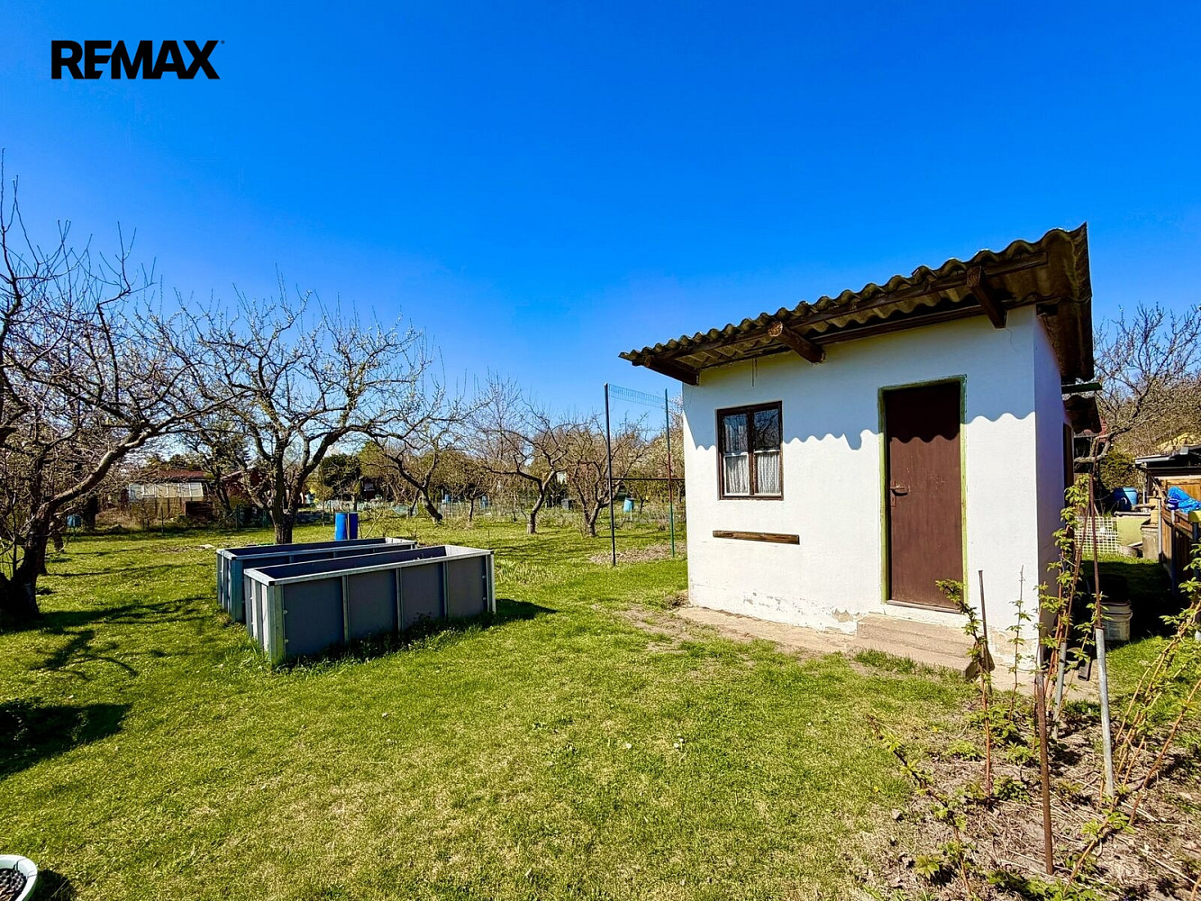 Prodej chaty/chalupy 8 m² s pozemkem 355 m²