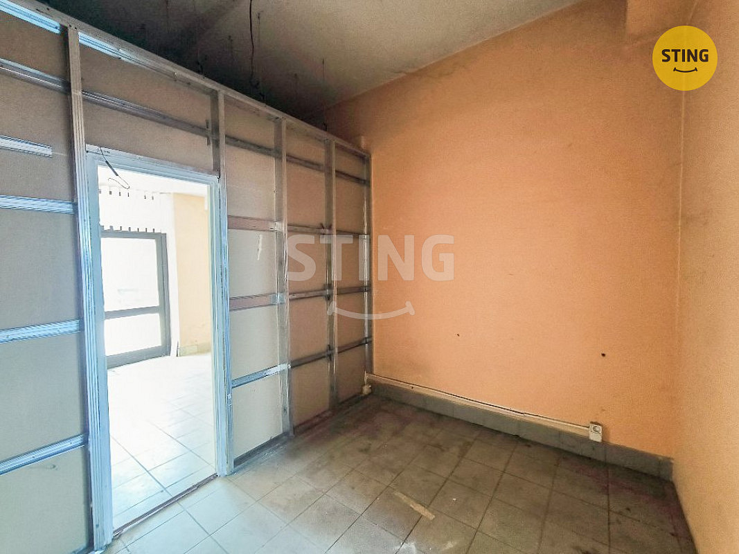 Pronájem výrobních prostor 106 m² – fotografie 3